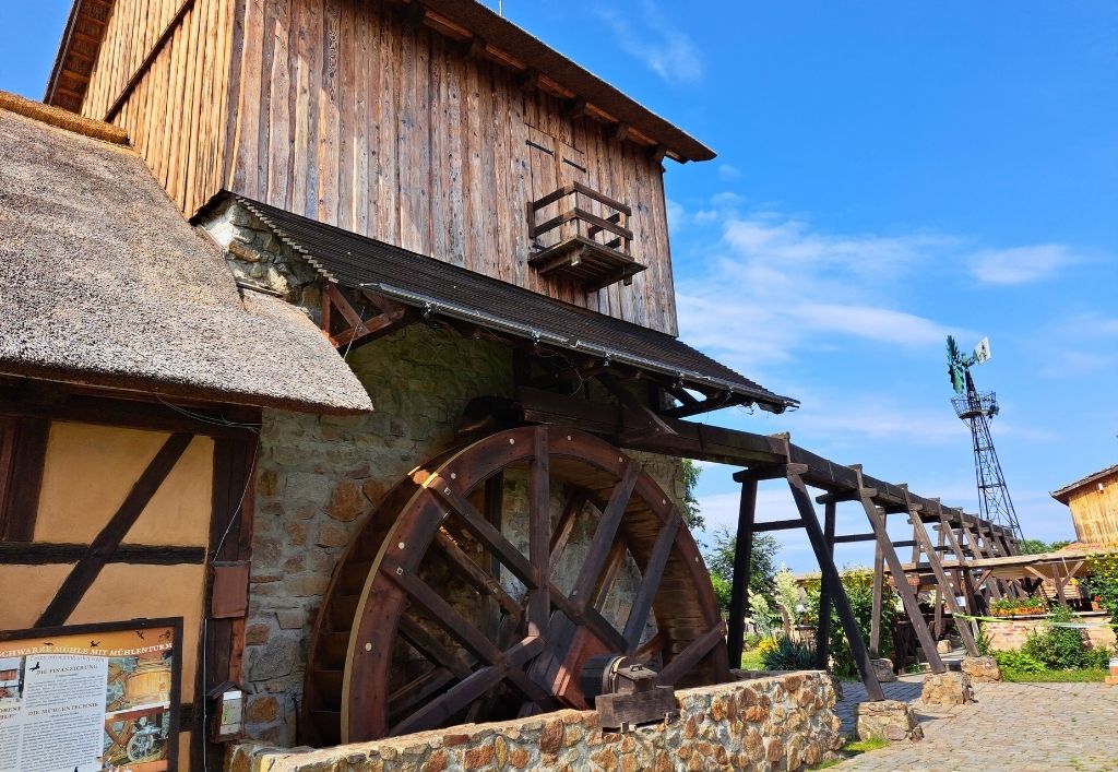 News (5)_PH Bernsdorf_Krabat-Mühle.jpg