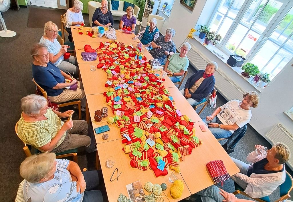 News_BBZ Am Friedensstein_ASB-Socken.jpg