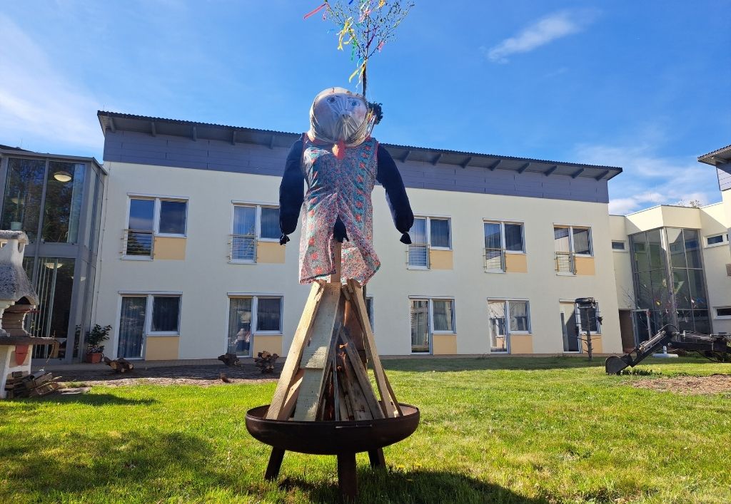 Fröhlicher Maibeginn im Pflegeheim „Am Schmelzteich“