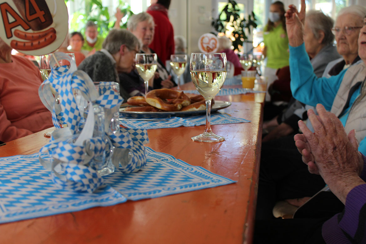 Oktoberfest 13.10.21 HDG_5_web©ASB Dresden und Kamenz gGmbH.jpg