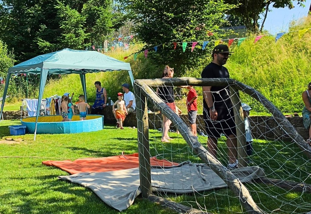 News (2)_Kita-Wiesenfrösche_Sommerfest.jpg