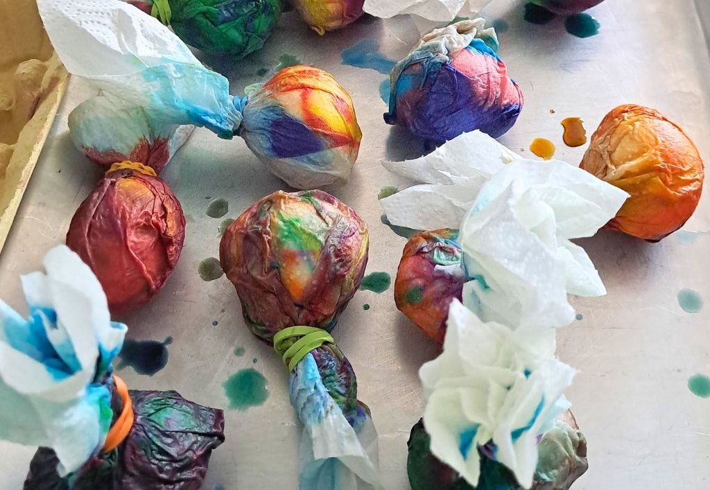 News (3)_PH Bernsdorf_Ostereinerfärben.jpg