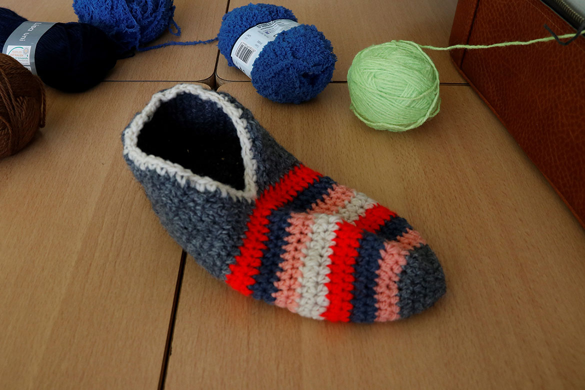 Bettschuhe stricken_Friedensstein_web©Sabine Mutschke (1).jpg