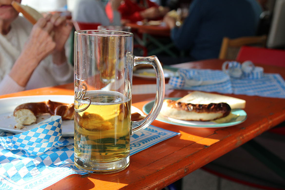 Im Seniorenheim ging es zünftig zu.