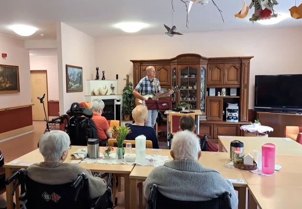News (2)_PH Bernsdorf_Musiker Hr Nischan.jpg