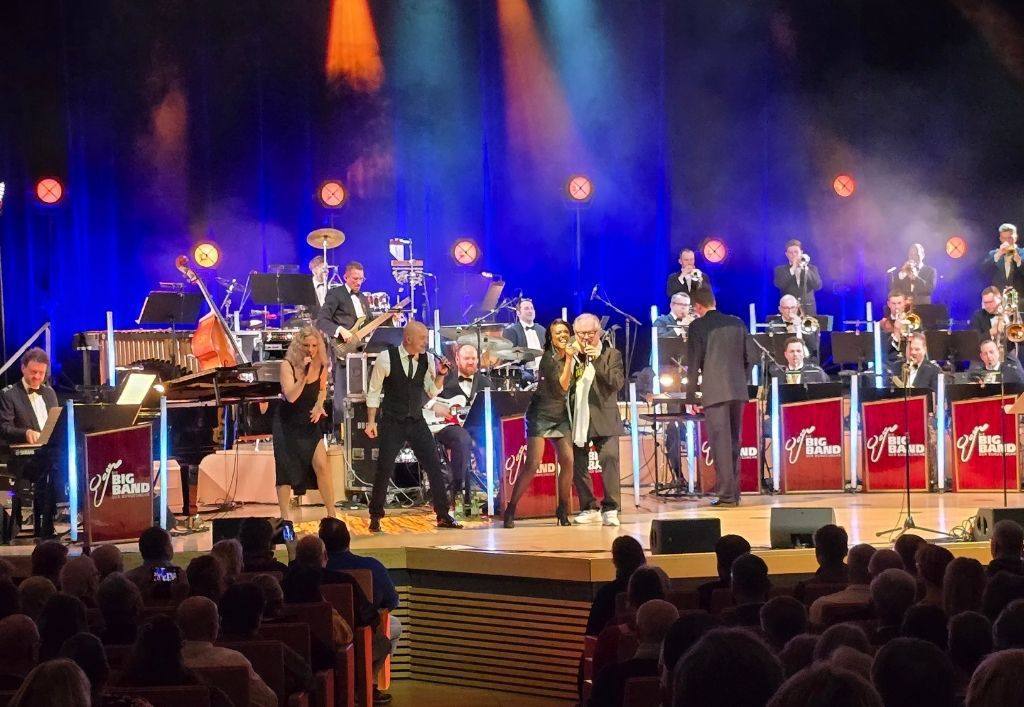 News (6)News_WW-Spende_HRK-Konzert_BigBandderBundeswehr.jpg