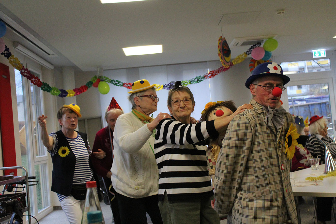 Buntes Treiben im Seniorenheim