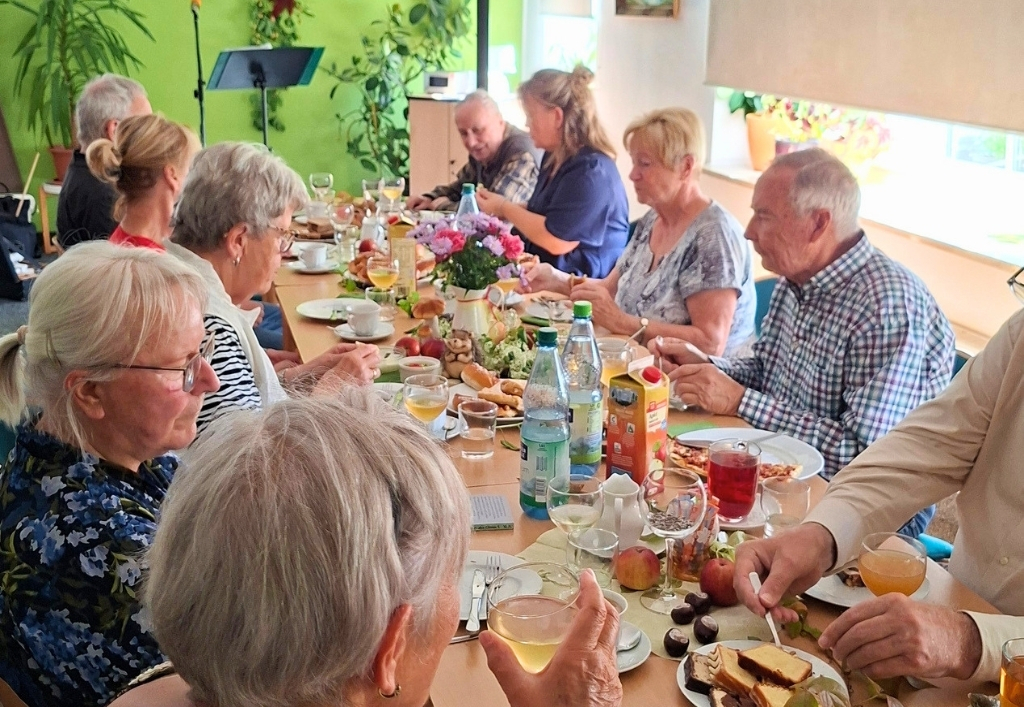 News (4)_BBZ AM Friedensstein_Weinfest.jpg
