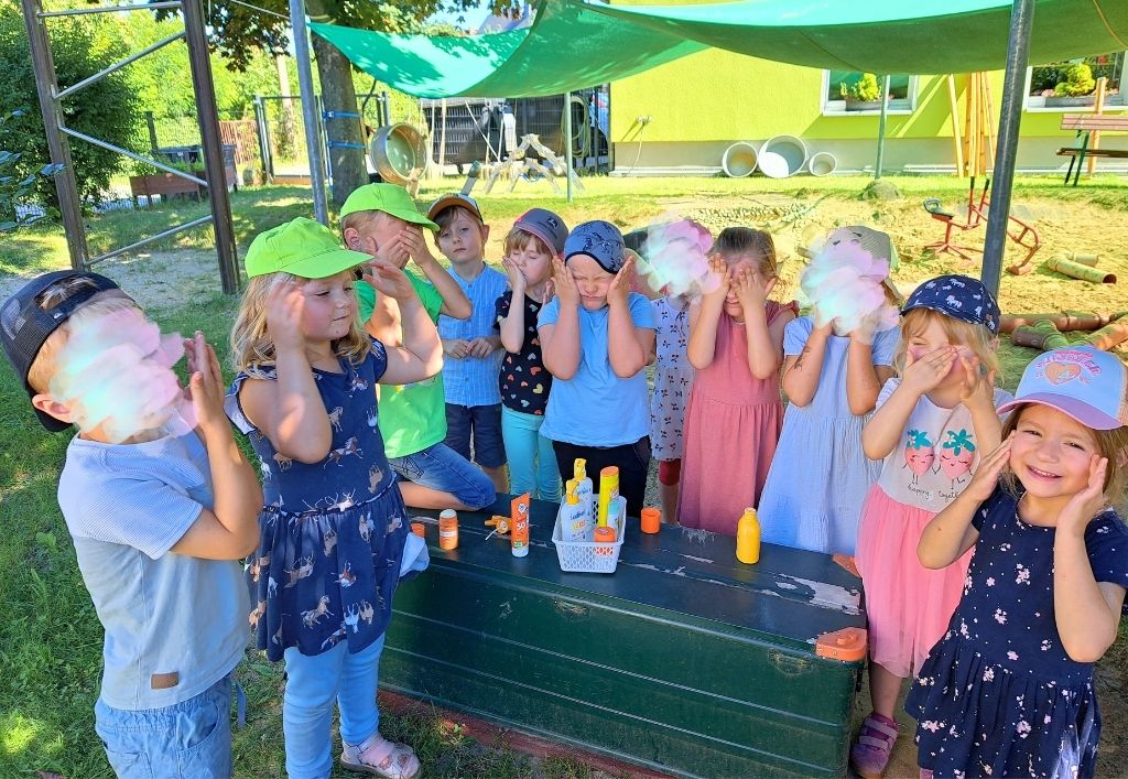 News_Kita AmHutberg_Auszeichnung Clever in Sonne und Schatten.jpg