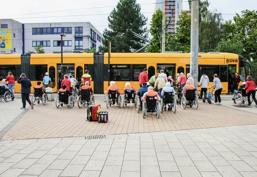 News (5)_SH-DD_Gor_Straßenbahnausfahrt.jpg