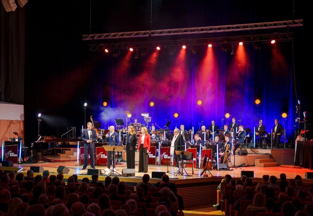 14News_WW-Spende_HRK-Konzert_BigBandderBundeswehr.jpg