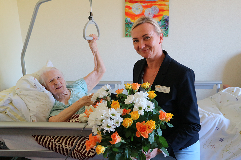 Zahlreichen Glückwünsche zum 103. Geburtstag 