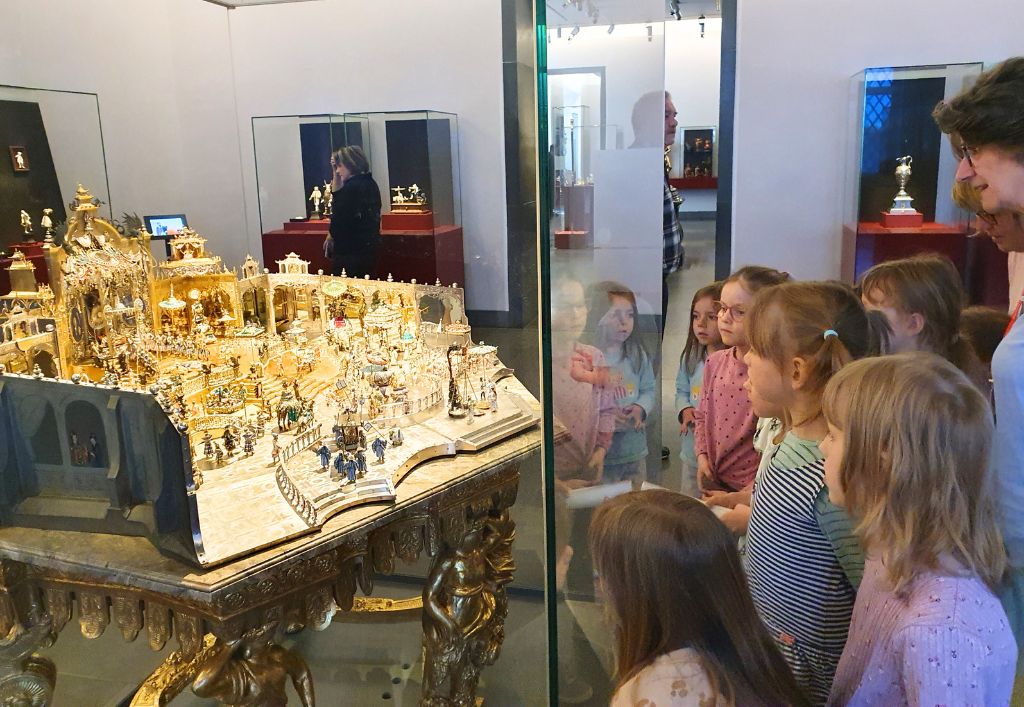 News_Elblandzwerge_2024_04_Vorschulkinder treffen auf Kunst und Technik (2).jpg