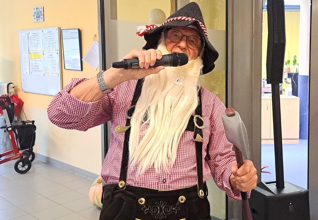 News (2)_PH Bernsdorf_Oktoberfest.jpg