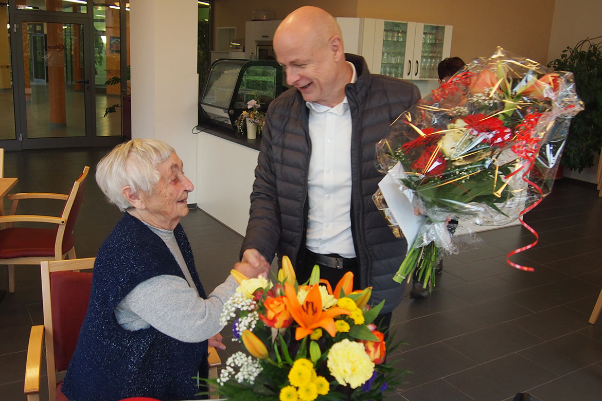 100. Geburtstag_Vetter_Harry Habel_v.l._web©ASB Dresden Kamenz.jpg