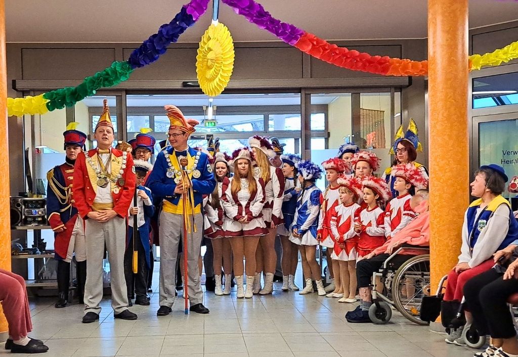 Närrisches Treiben im Pflegeheim „Am Schmelzteich“ – Fasching mit Herz und Schwung
