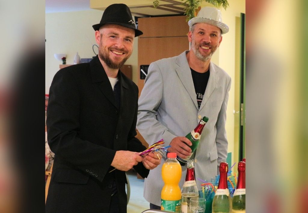 Schlagerhits, Quizduell und ein Buffet zum Mitsingen